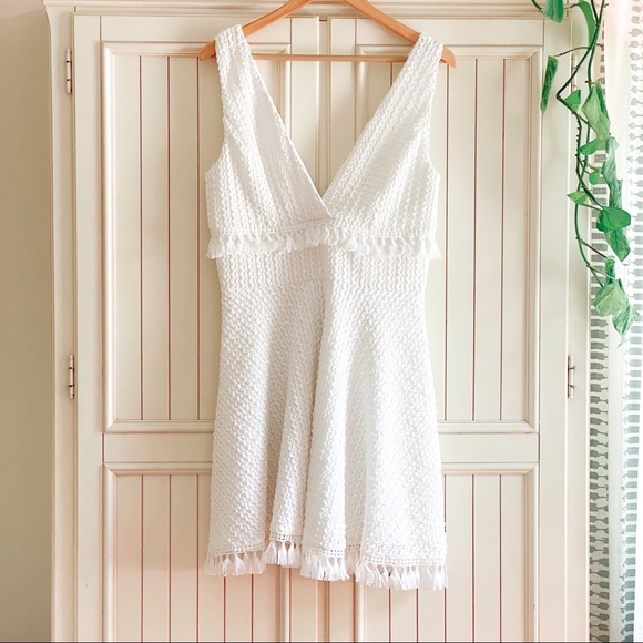 Ali & Jay 'Kiss Me in the Candlelight" Lace Dress White Sz L - Picture 3 of 6